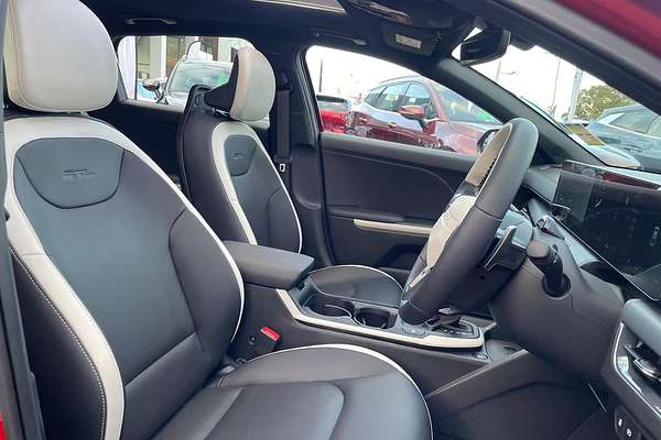 2025 Kia K4 GT-Line CL4m