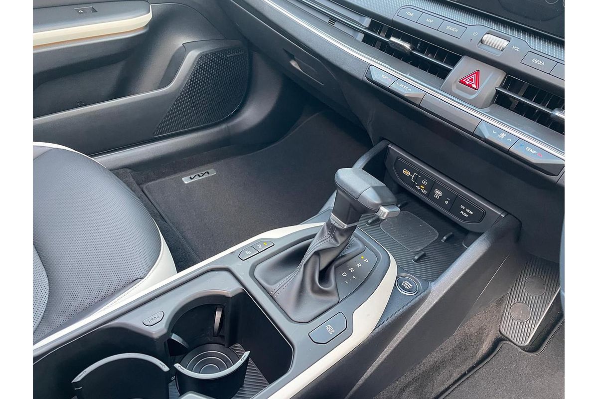 2025 Kia K4 GT-Line CL4m