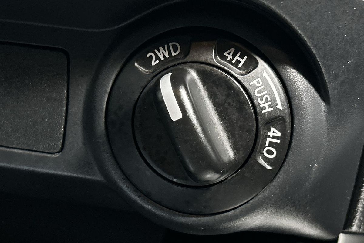 2019 Nissan Navara RX D23 Series 4 4X4