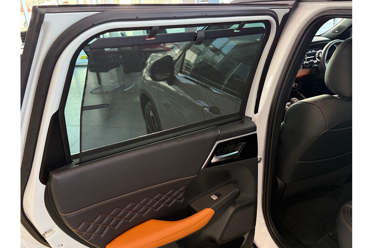 2022 Mitsubishi Outlander PHEV Exceed Tourer ZM
