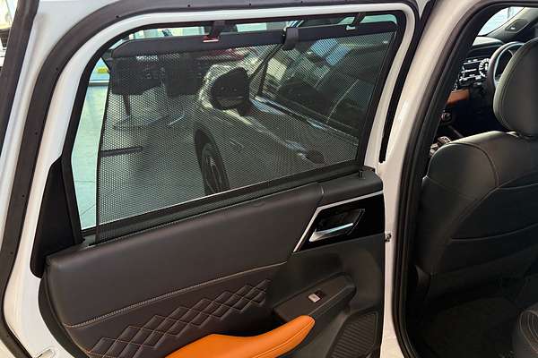 2022 Mitsubishi Outlander PHEV Exceed Tourer ZM