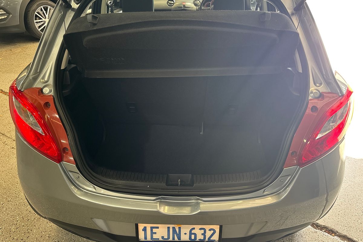 2013 Mazda 2 Neo Sport DE Series 2