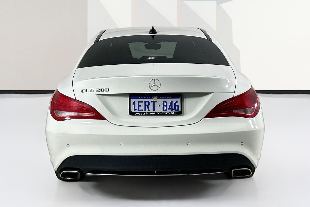 2014 Mercedes-Benz CLA 200 117