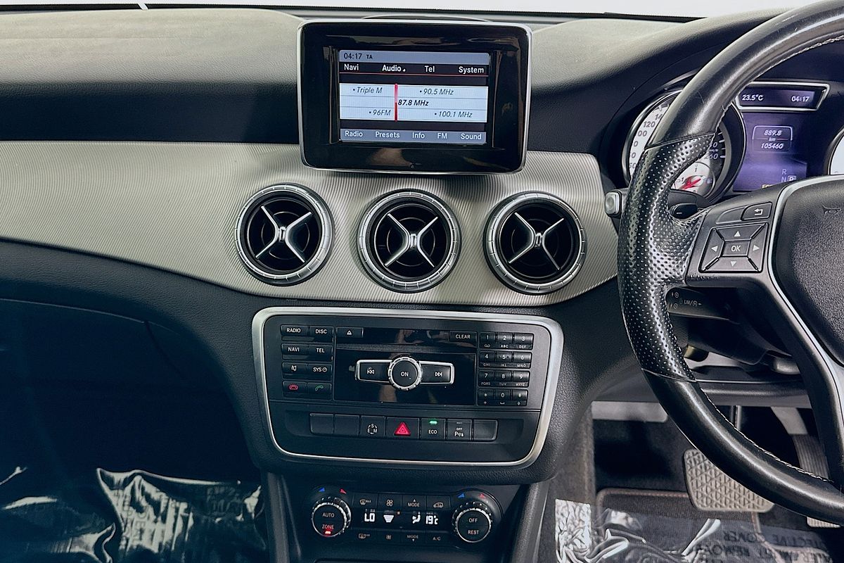 2014 Mercedes-Benz CLA 200 117