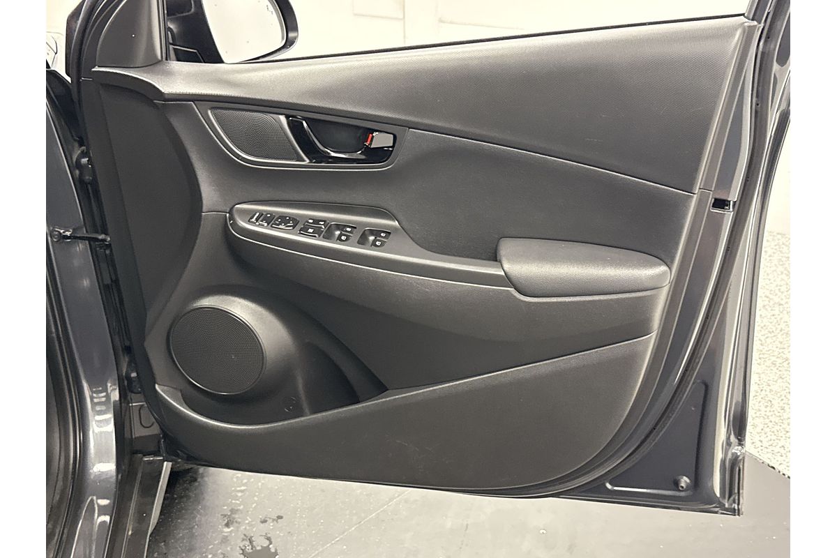 2017 Hyundai Kona Launch Edition OS