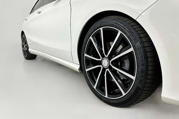 2014 Mercedes-Benz CLA 200 117