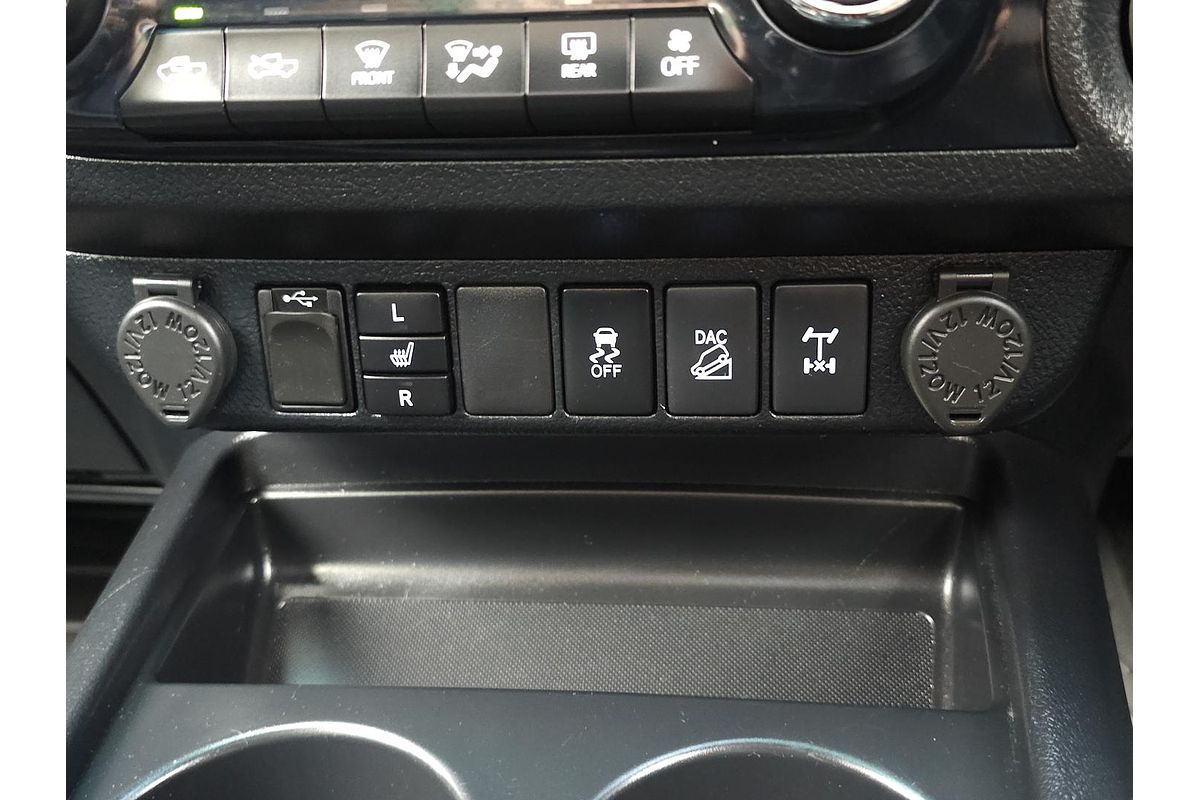 2019 Toyota Hilux Rugged X GUN126R 4X4