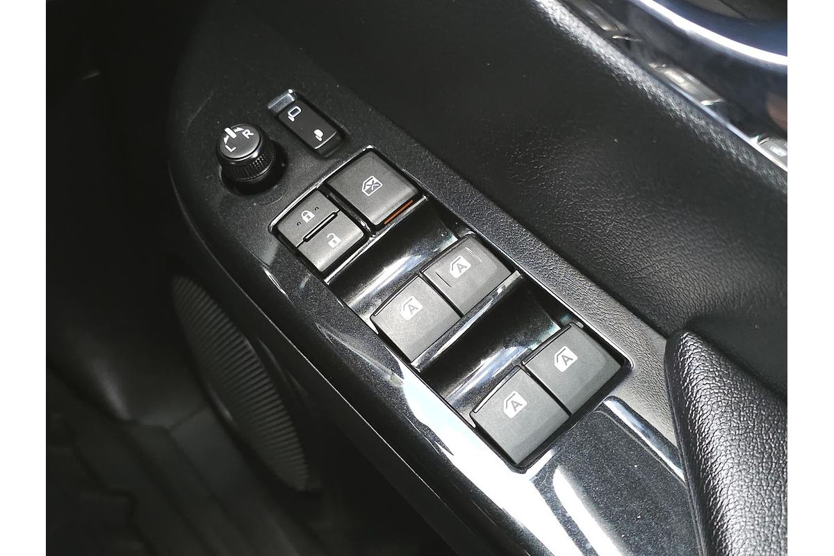 2019 Toyota Hilux Rugged X GUN126R 4X4