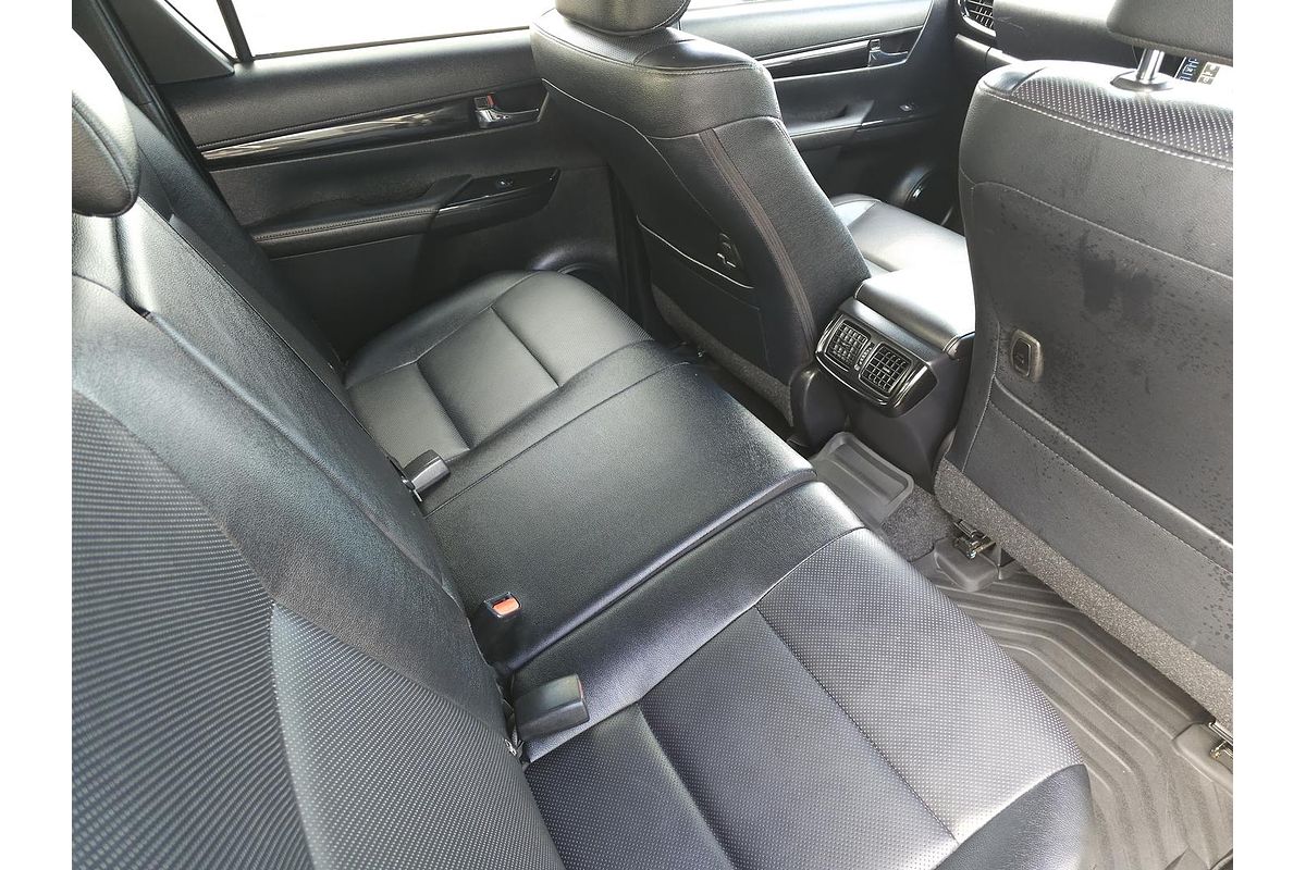 2019 Toyota Hilux Rugged X GUN126R 4X4