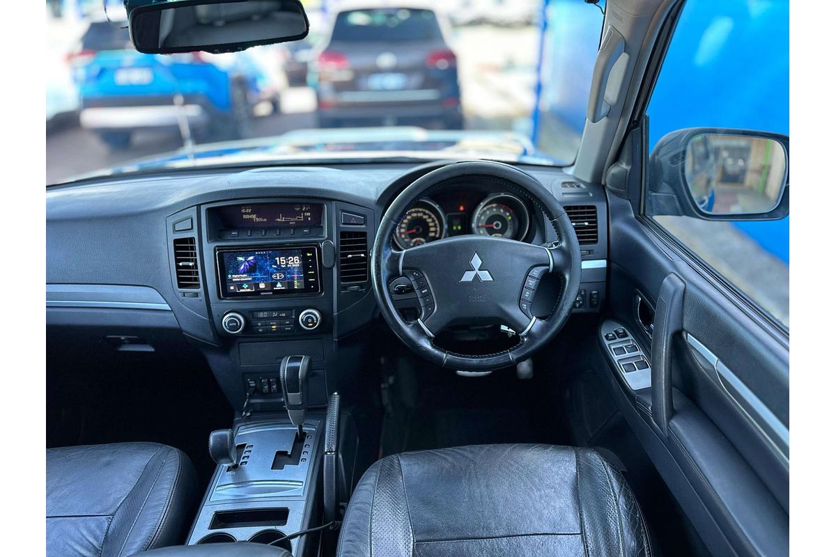 2008 Mitsubishi Pajero VR-X NS