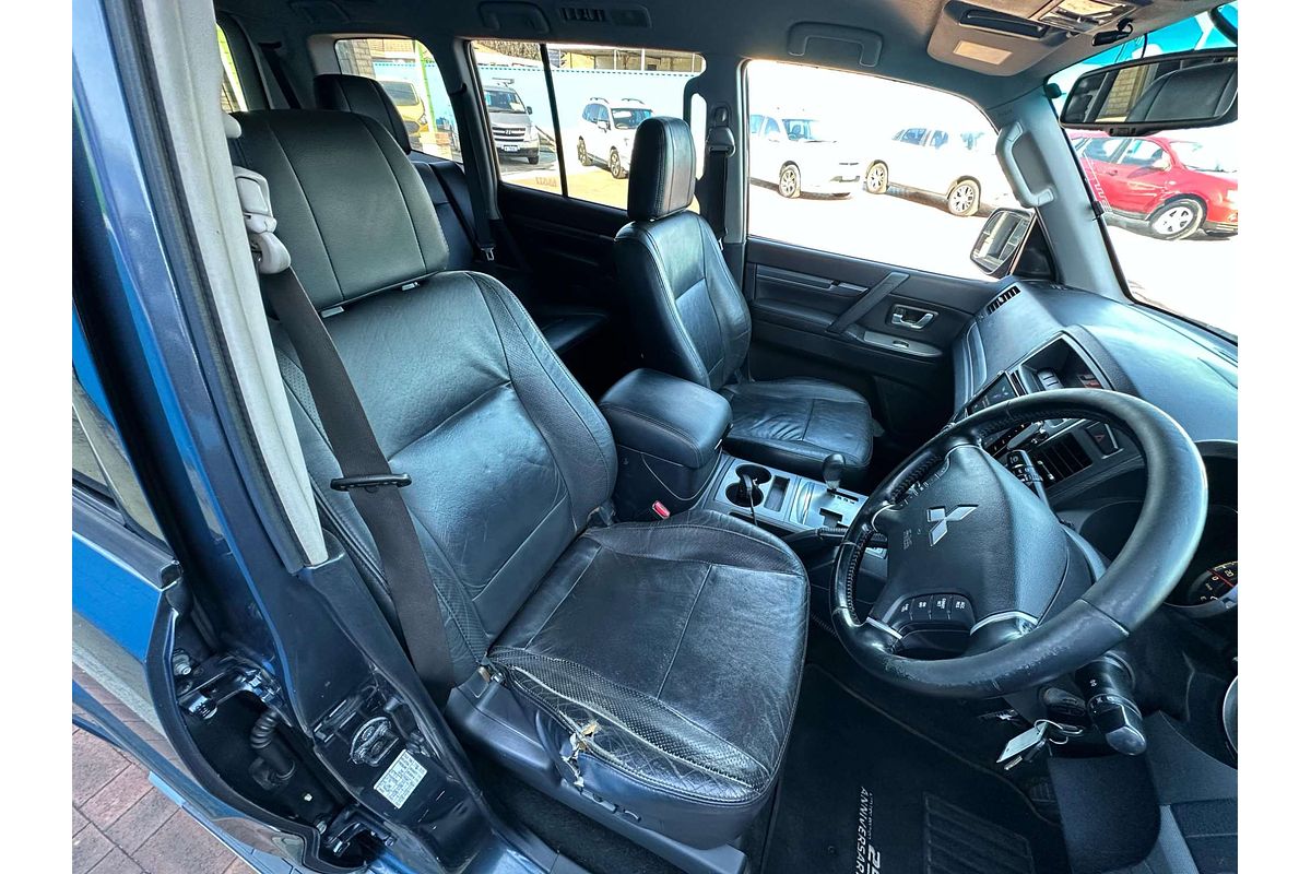 2008 Mitsubishi Pajero VR-X NS