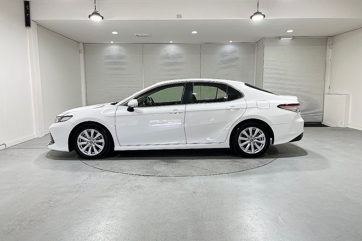 2018 Toyota Camry Ascent ASV70R