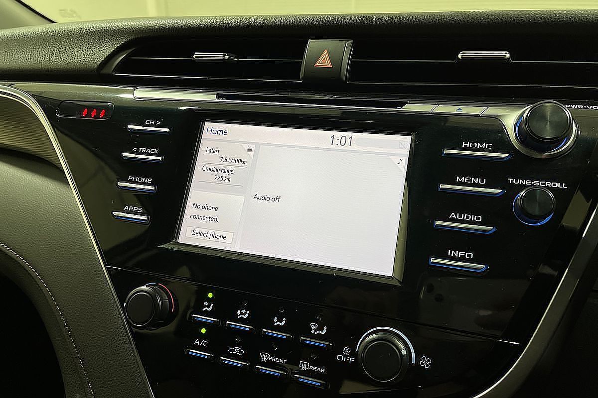 2018 Toyota Camry Ascent ASV70R