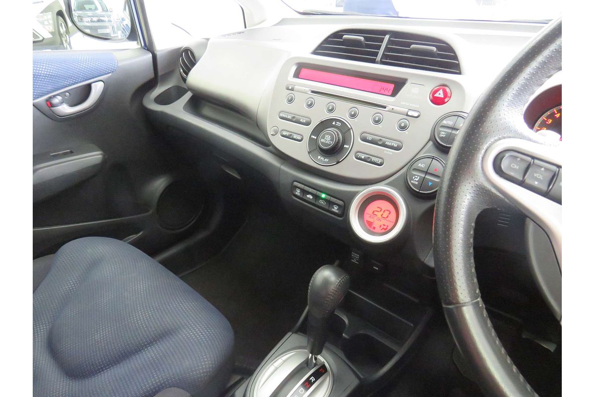 2013 Honda Jazz Vibe GE