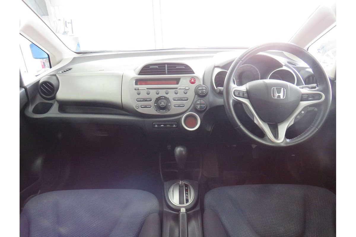 2013 Honda Jazz Vibe GE