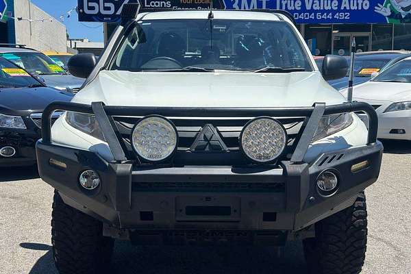 2019 Mitsubishi Triton GLX+ MR 4X4