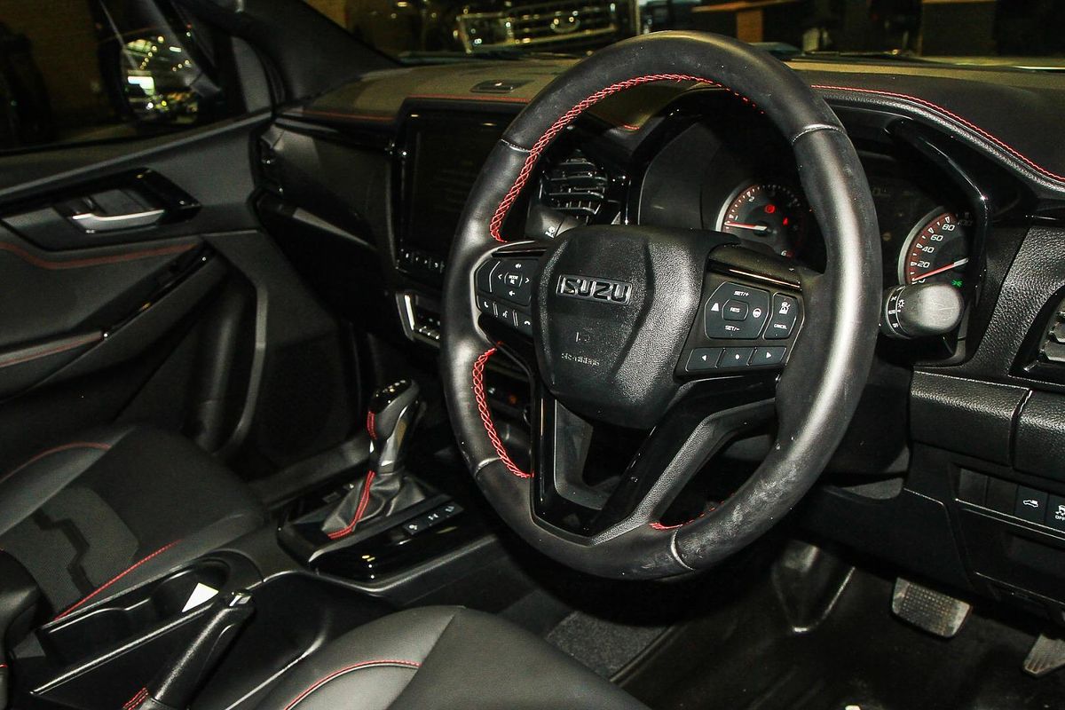 2023 Isuzu D-MAX X-TERRAIN 4X4
