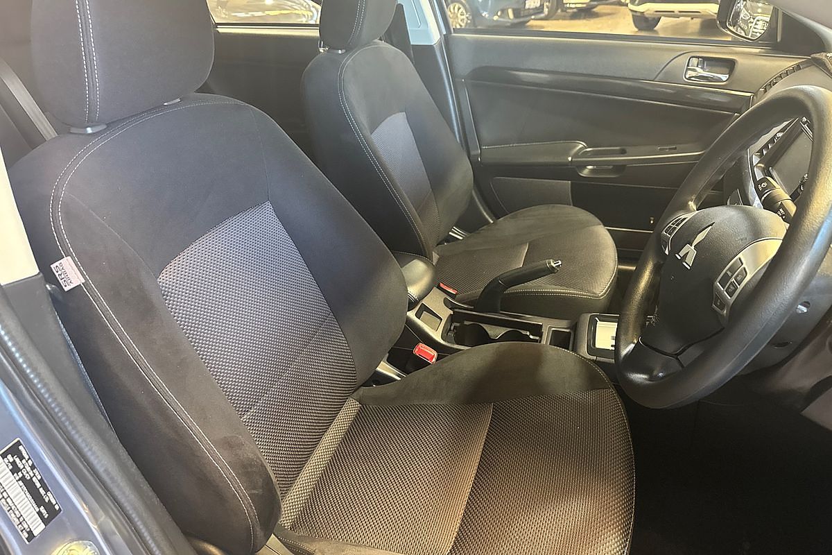 2016 Mitsubishi Lancer ES Sport CF