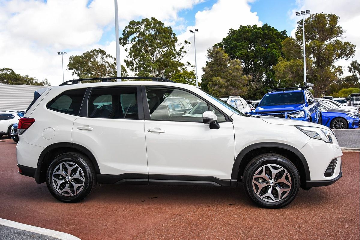 2023 Subaru Forester 2.5i S5