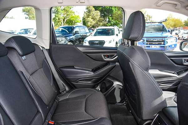 2023 Subaru Forester 2.5i S5