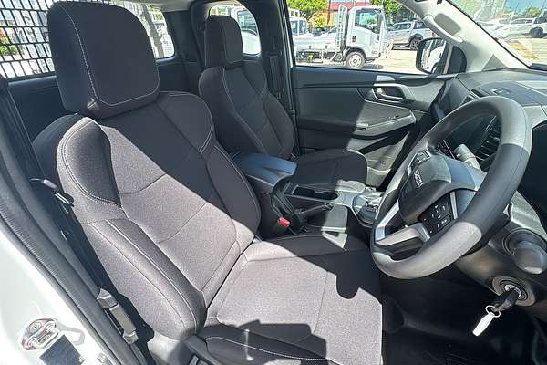 2024 Isuzu D-MAX SX High Ride Rear Wheel Drive
