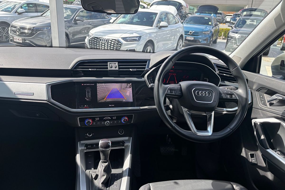 2023 Audi Q3 35 TFSI S Line F3