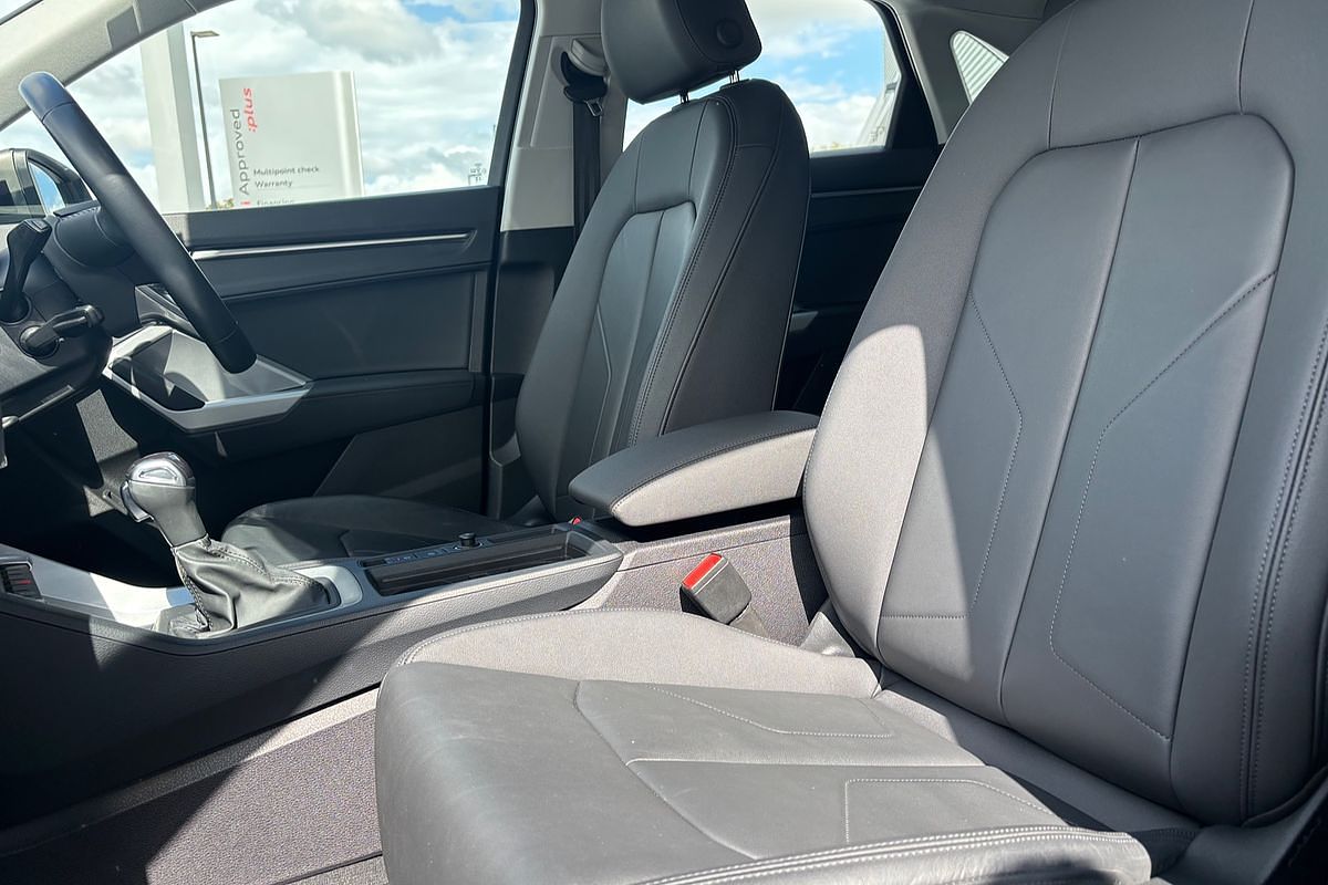 2023 Audi Q3 35 TFSI S Line F3