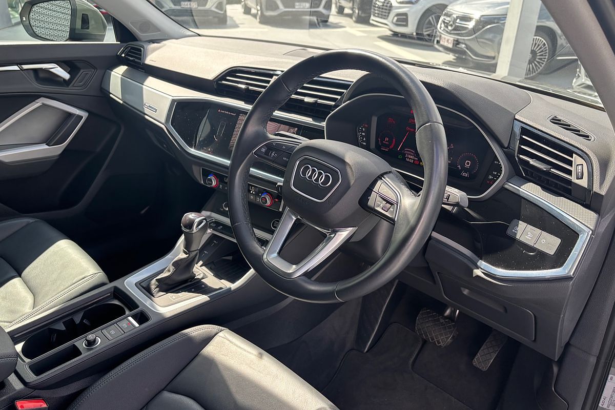 2023 Audi Q3 35 TFSI S Line F3