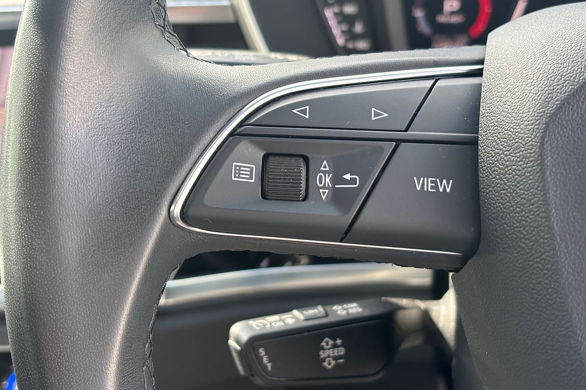 2023 Audi Q3 35 TFSI S Line F3