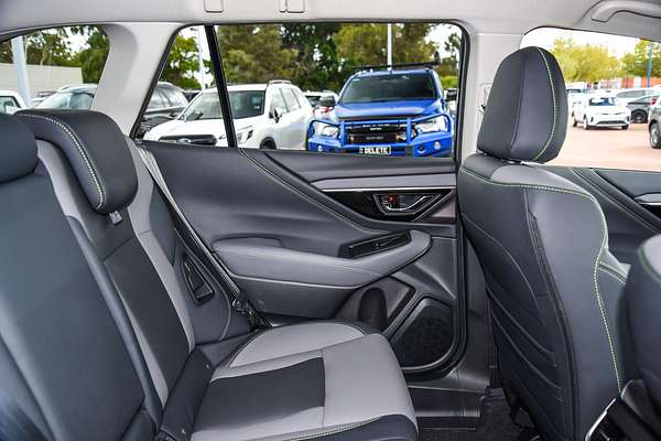 2025 Subaru Outback AWD Sport 6GEN