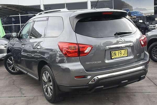 2019 Nissan Pathfinder ST R52 Series III