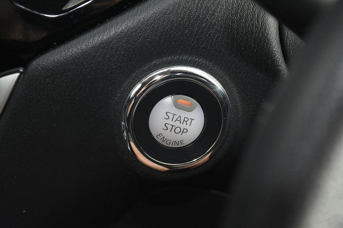 2019 Nissan Pathfinder ST R52 Series III