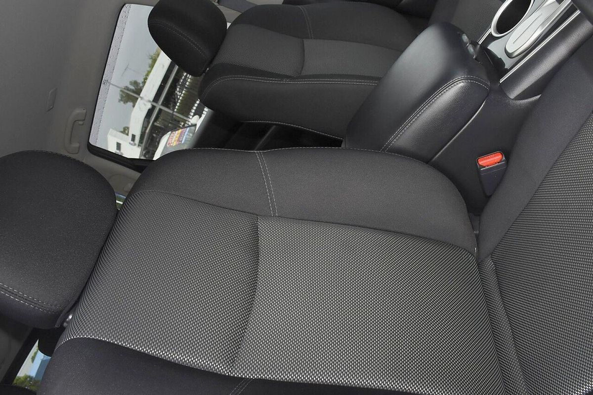 2019 Nissan Pathfinder ST R52 Series III