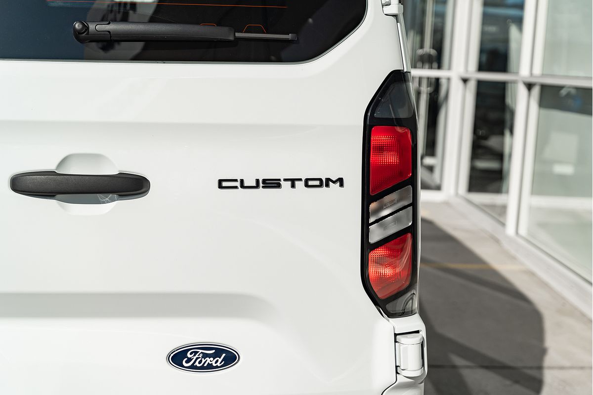 2023 Ford Transit Custom Trend 320S AV SWB