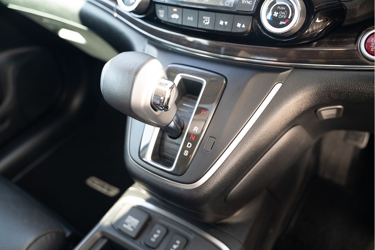 2015 Honda CR-V VTi-L RM Series II