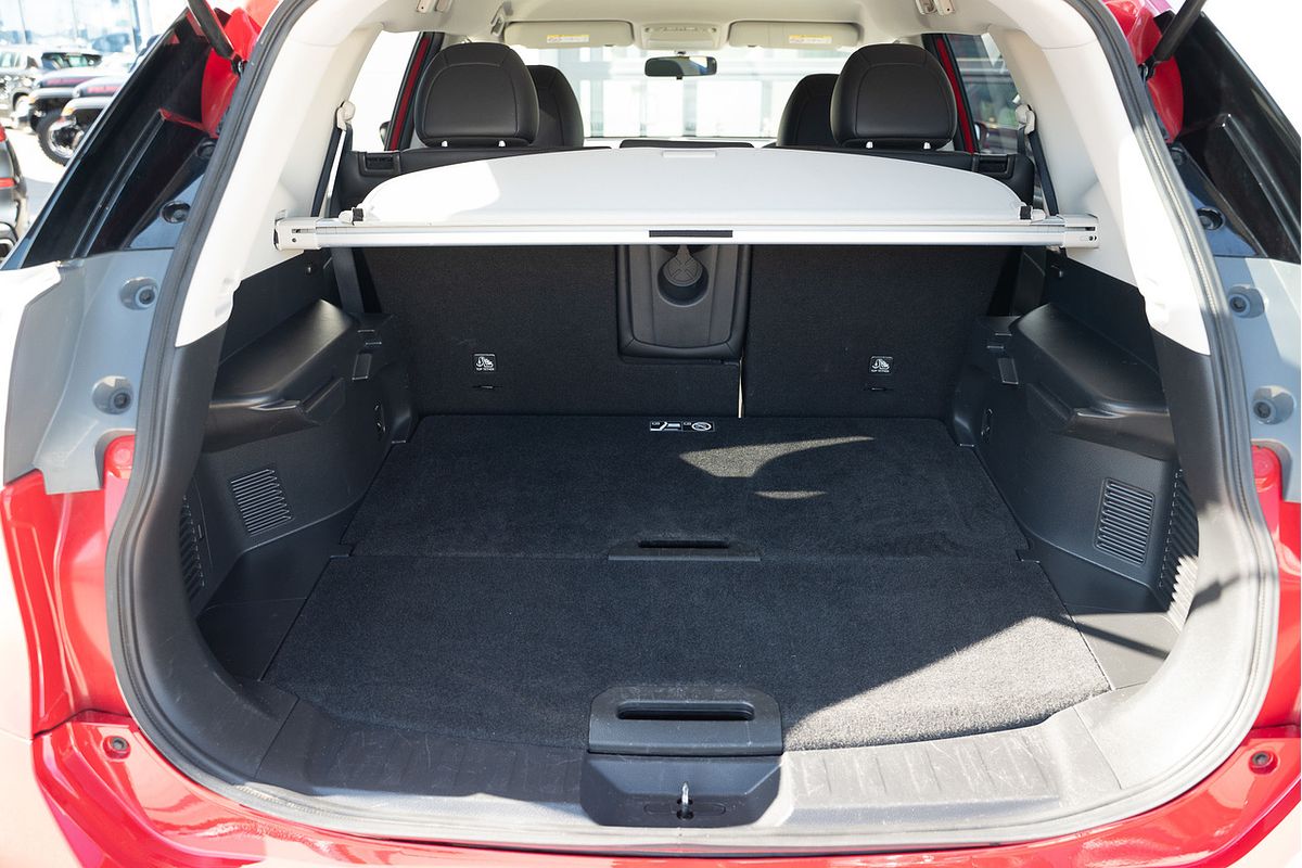 2016 Nissan X-TRAIL ST-L N-SPORT Black T32
