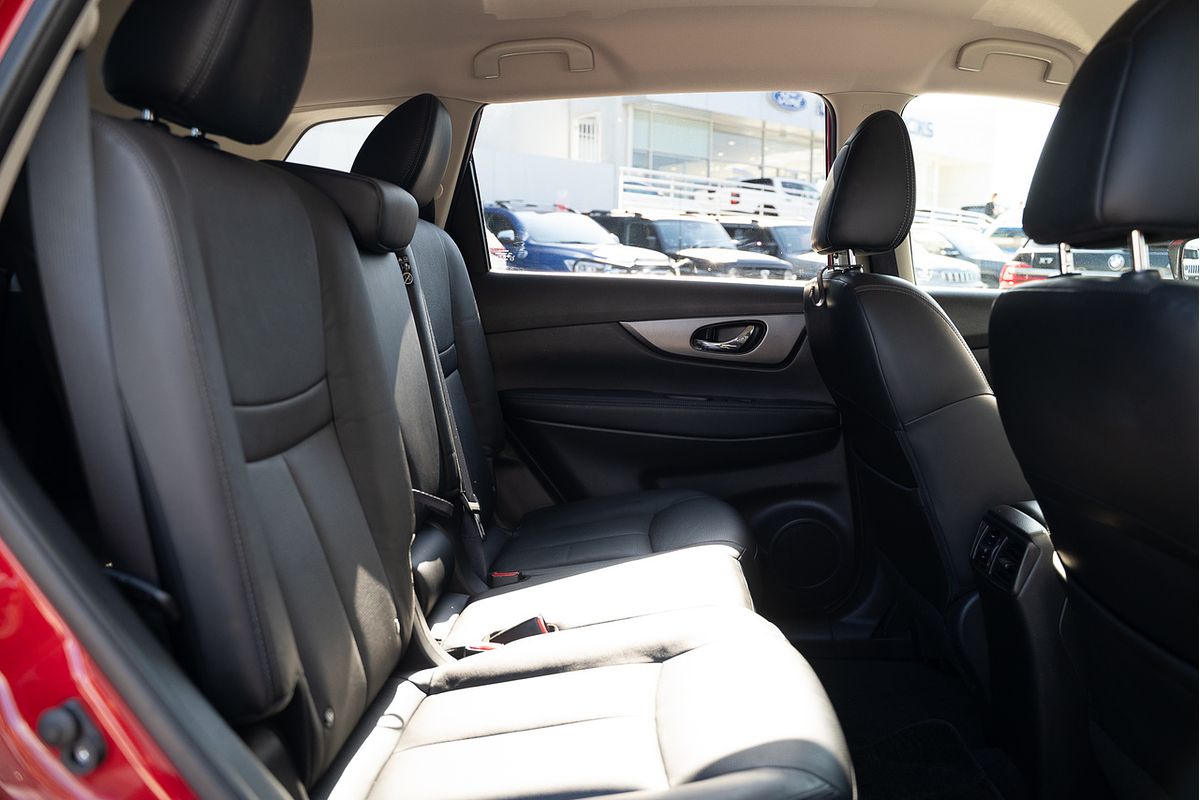 2016 Nissan X-TRAIL ST-L N-SPORT Black T32
