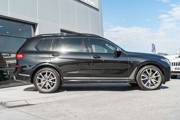 2021 BMW X7 M50i G07
