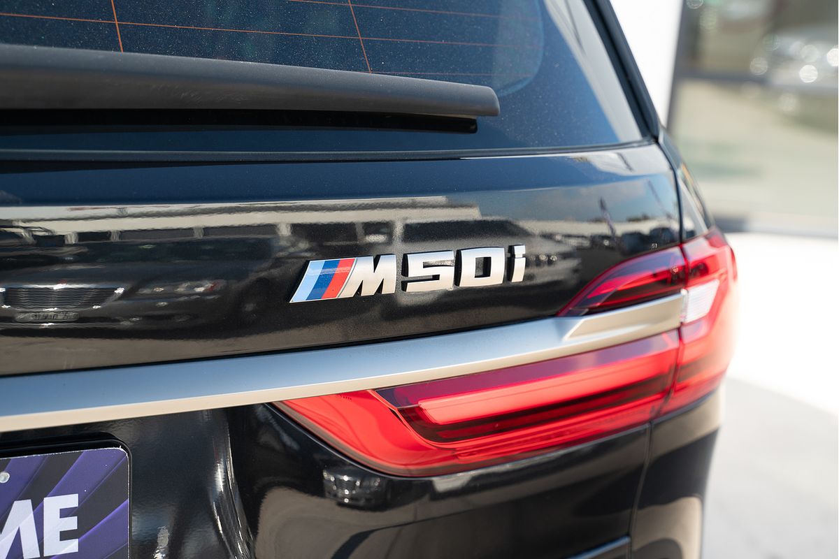 2021 BMW X7 M50i G07