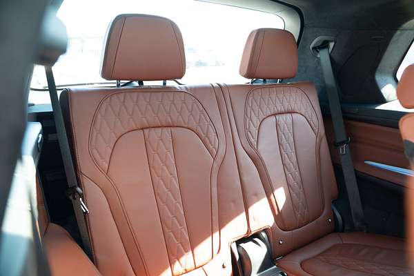2021 BMW X7 M50i G07