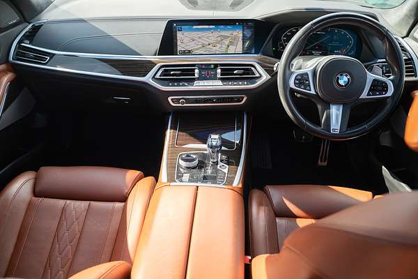 2021 BMW X7 M50i G07