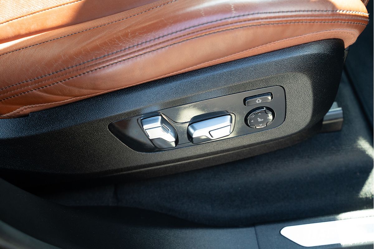 2021 BMW X7 M50i G07
