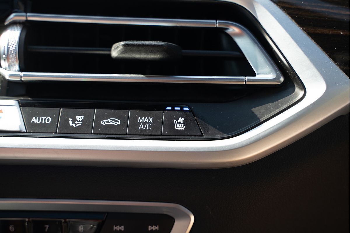 2021 BMW X7 M50i G07