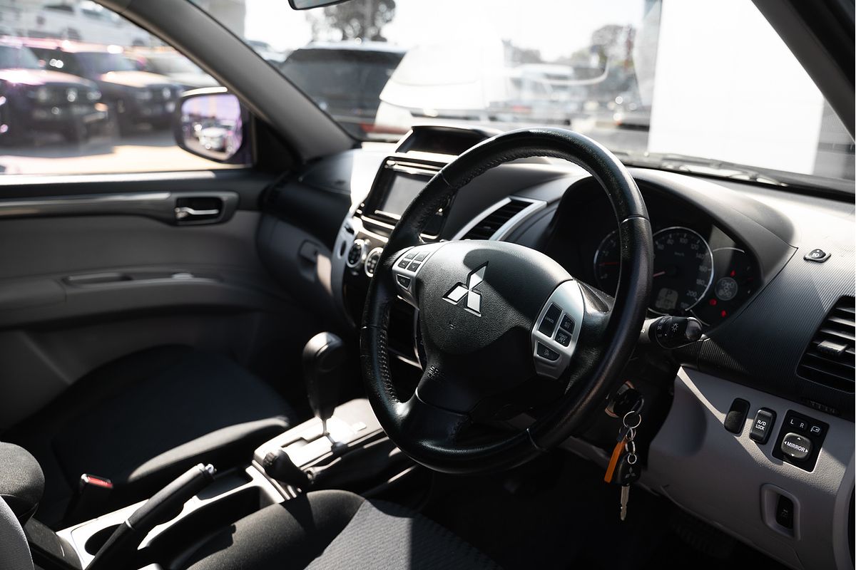 2015 Mitsubishi Challenger PC