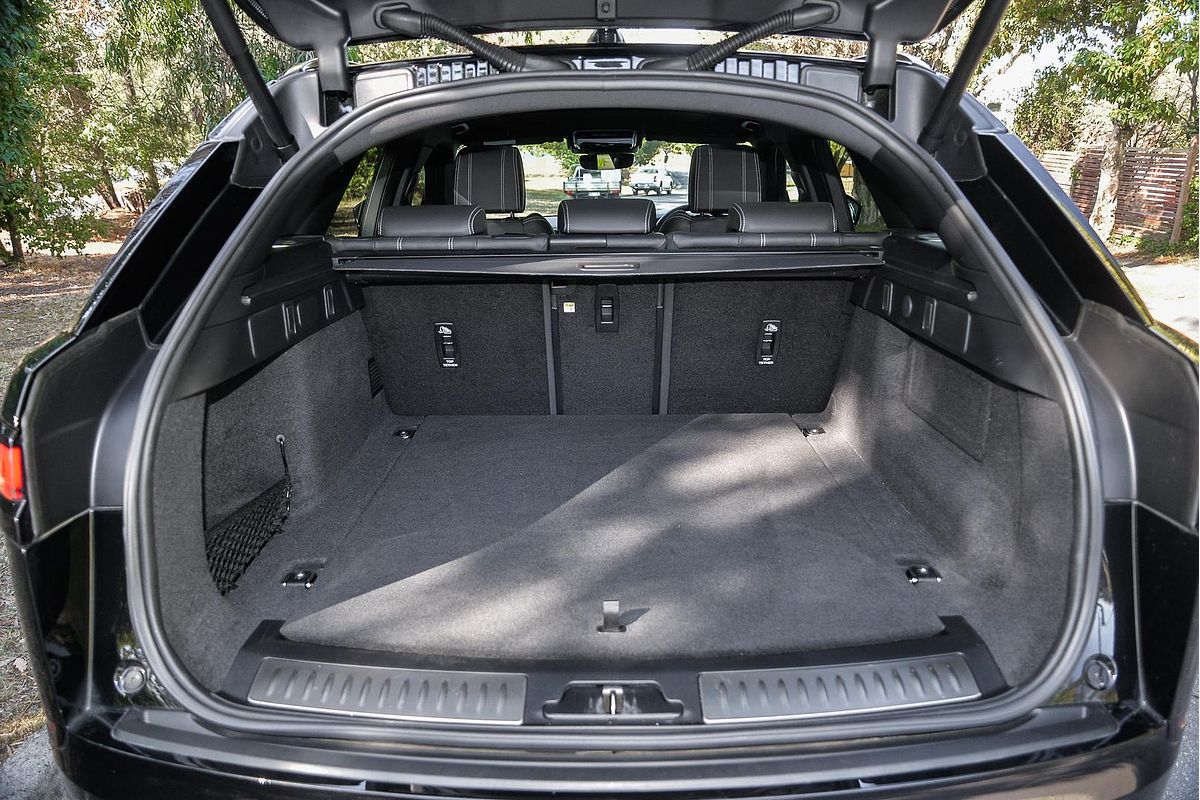 2023 Land Rover Range Rover Velar P400 R-Dynamic HSE L560