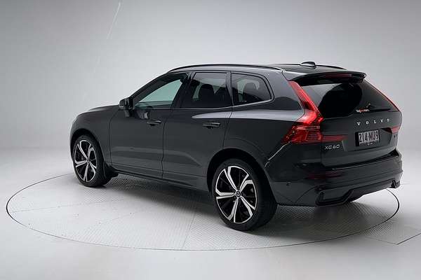 2021 Volvo XC60 B6 R-Design