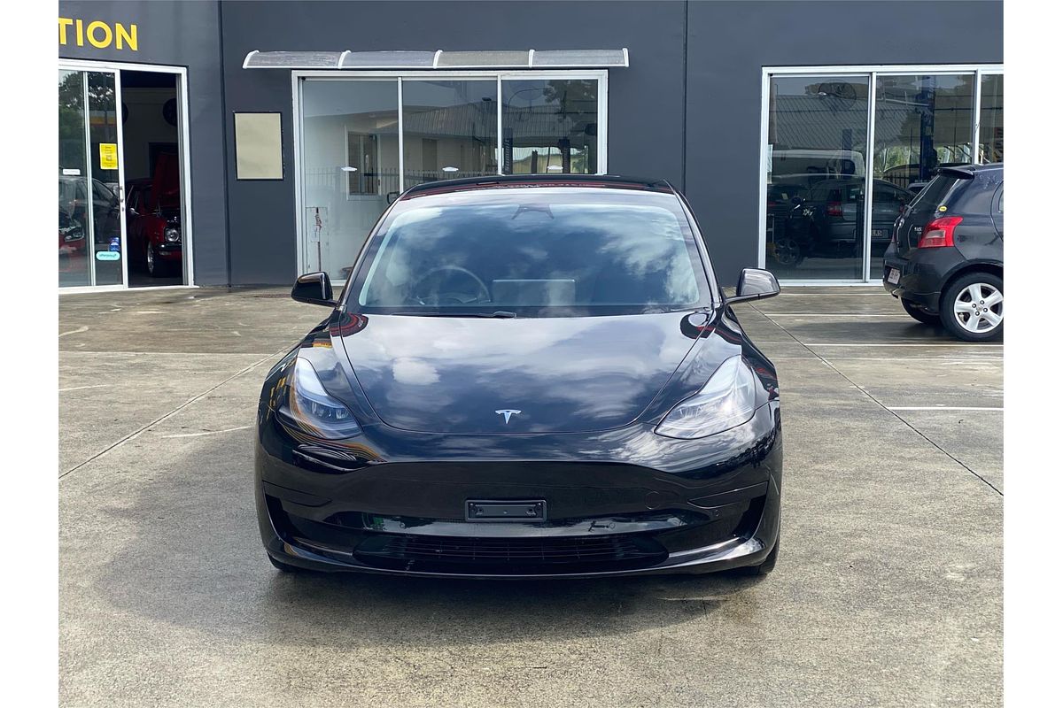 2022 Tesla Model 3 Rear-Wheel Drive