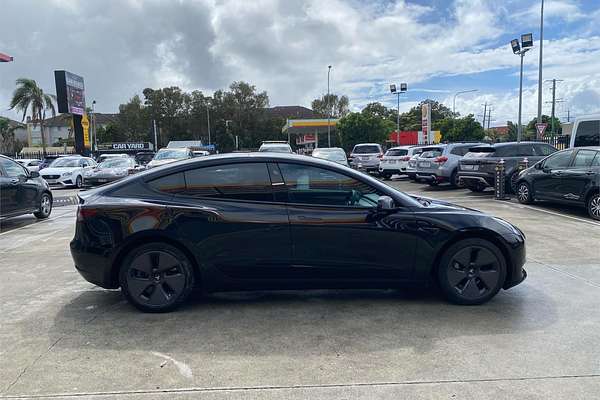2022 Tesla Model 3 Rear-Wheel Drive