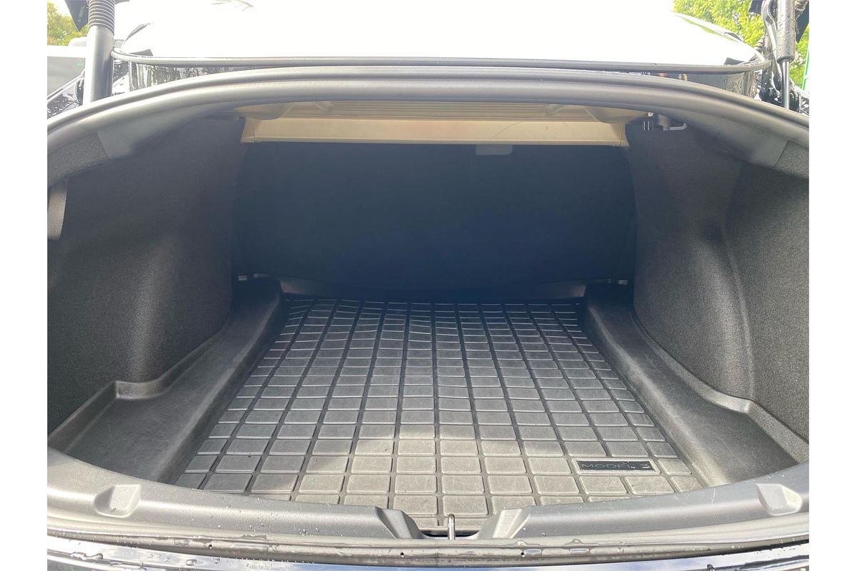 2022 Tesla Model 3 Rear-Wheel Drive