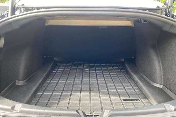 2022 Tesla Model 3 Rear-Wheel Drive